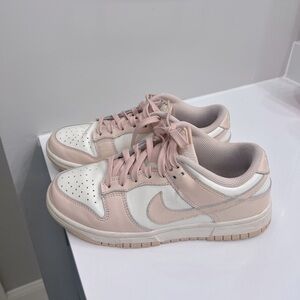Pink dunks
